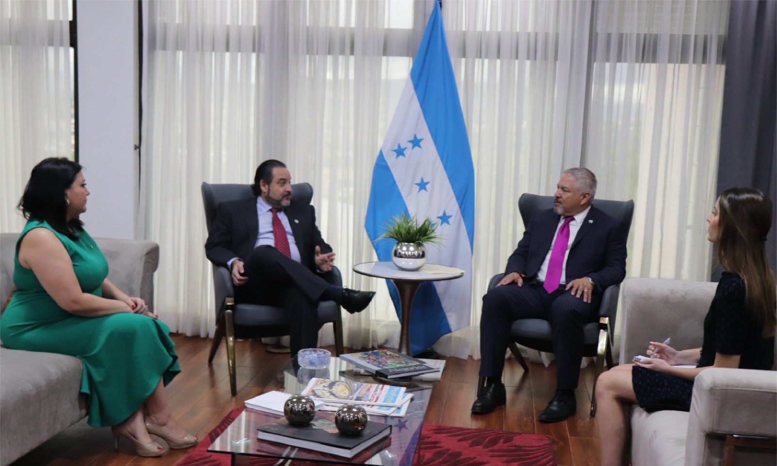 Giselle Larach Olade